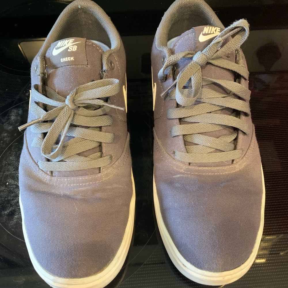 Mens shoes